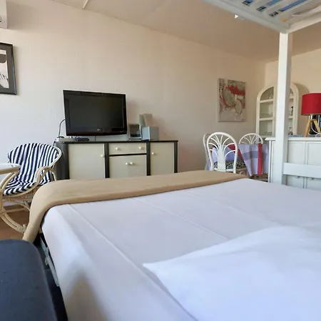 Héliopolis E57 - 4 Personnes Agde