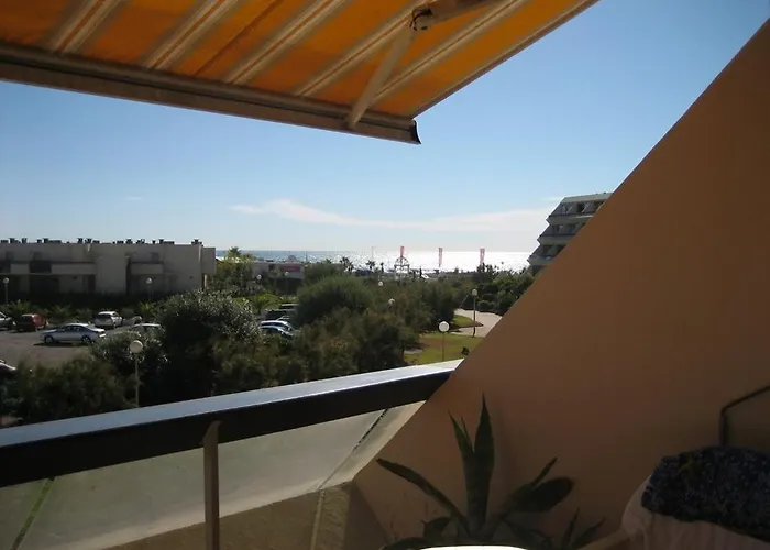 Heliopolis E57 -by Agn - 4 Personnes *